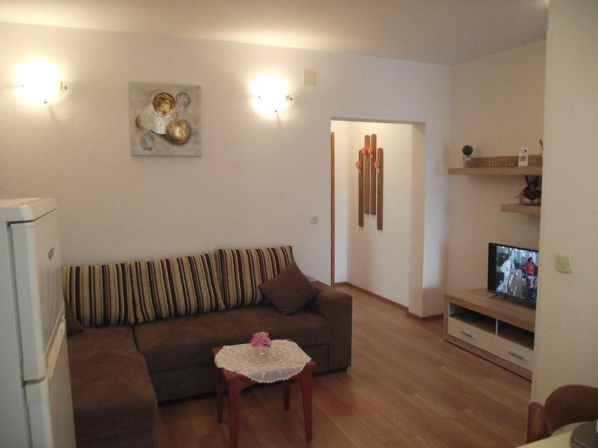 Apartments Dajana Silo Екстер'єр фото