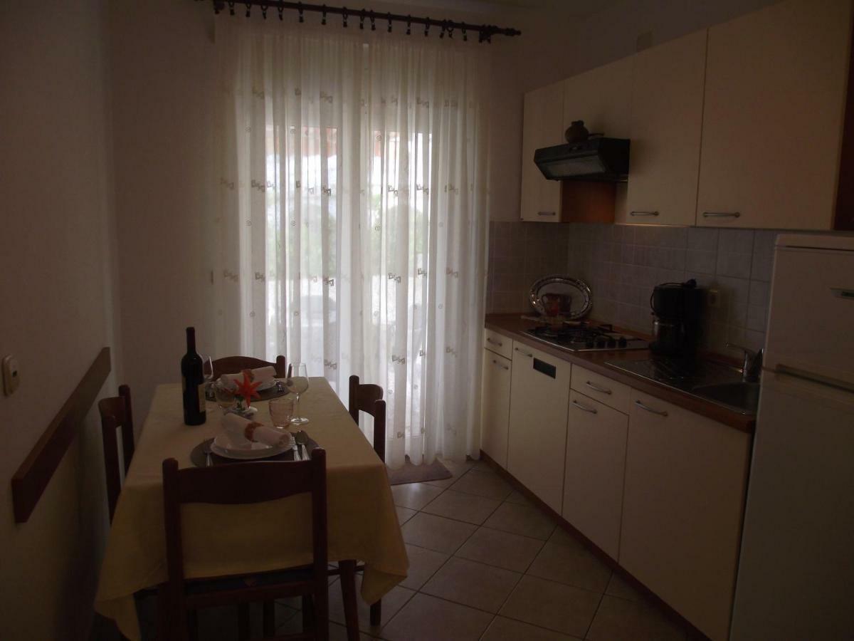 Apartments Dajana Silo Екстер'єр фото